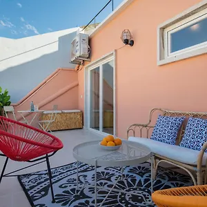 lovelystay-sunny-1bdr-apartment-w-terrace.hotels-lisbon-portugal.com/
